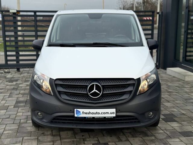 Белый Мерседес Вито, объемом двигателя 2 л и пробегом 186 тыс. км за 25500 $, фото 1 на Automoto.ua