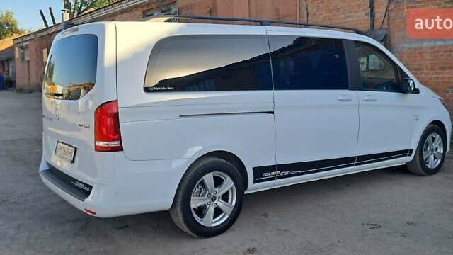 Белый Мерседес Вито, объемом двигателя 2 л и пробегом 220 тыс. км за 33500 $, фото 17 на Automoto.ua