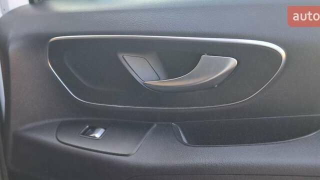 Білий Мерседес Віто, об'ємом двигуна 2 л та пробігом 217 тис. км за 32500 $, фото 74 на Automoto.ua