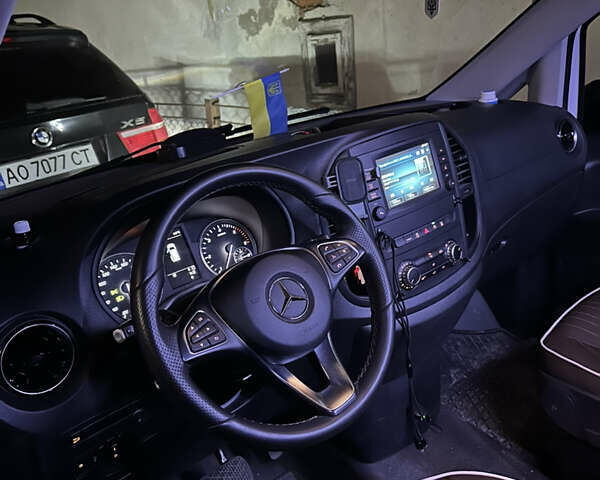 Белый Мерседес Вито, объемом двигателя 2 л и пробегом 160 тыс. км за 36200 $, фото 35 на Automoto.ua
