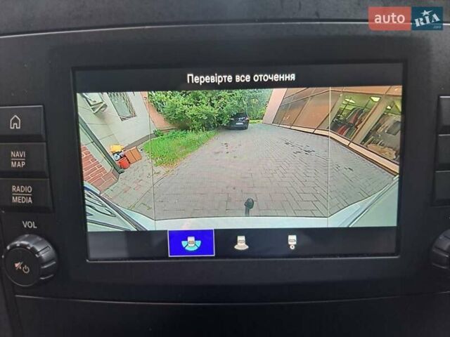 Белый Мерседес Вито, объемом двигателя 2 л и пробегом 225 тыс. км за 26999 $, фото 74 на Automoto.ua