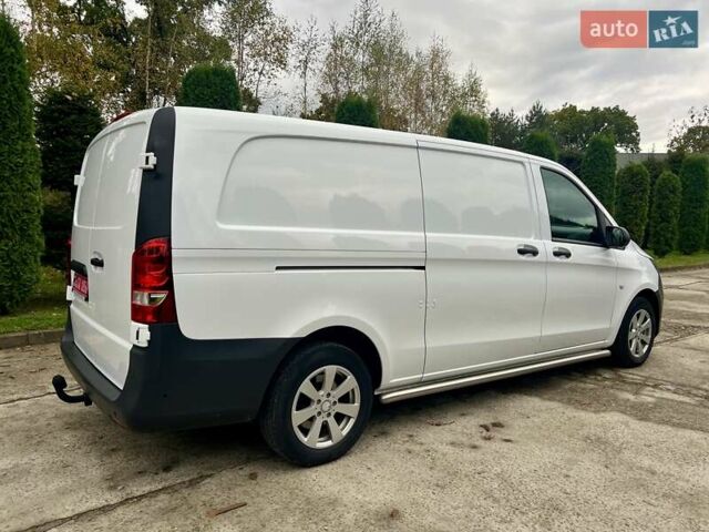 Белый Мерседес Вито, объемом двигателя 1.8 л и пробегом 199 тыс. км за 17500 $, фото 77 на Automoto.ua