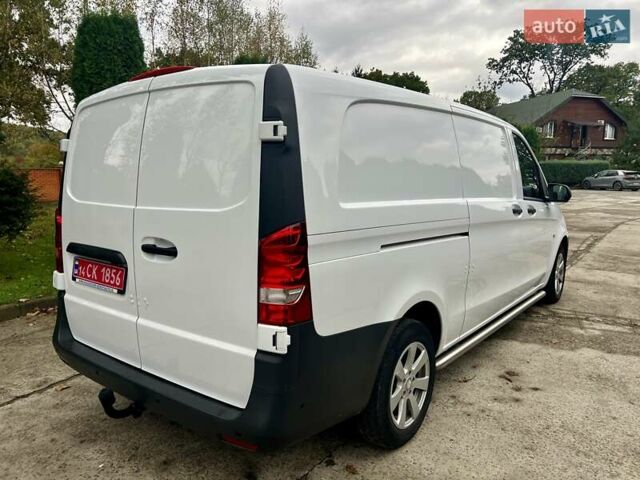 Белый Мерседес Вито, объемом двигателя 1.8 л и пробегом 199 тыс. км за 17500 $, фото 59 на Automoto.ua
