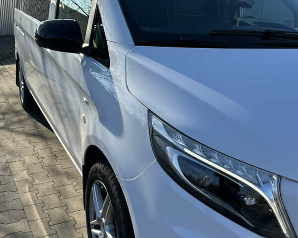 Белый Мерседес Вито, объемом двигателя 2 л и пробегом 160 тыс. км за 36200 $, фото 11 на Automoto.ua