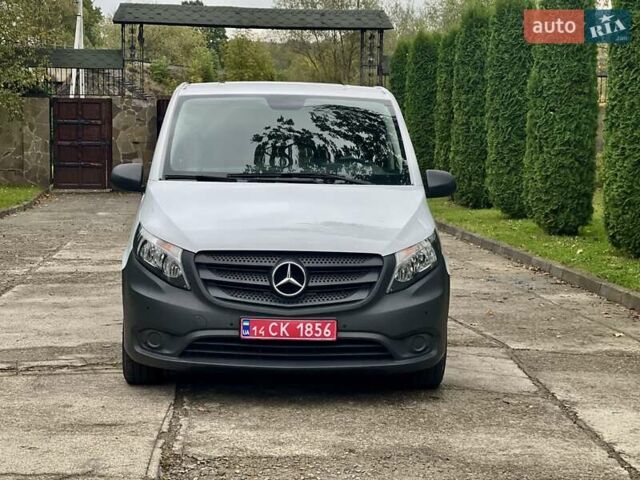 Белый Мерседес Вито, объемом двигателя 1.8 л и пробегом 199 тыс. км за 17500 $, фото 33 на Automoto.ua