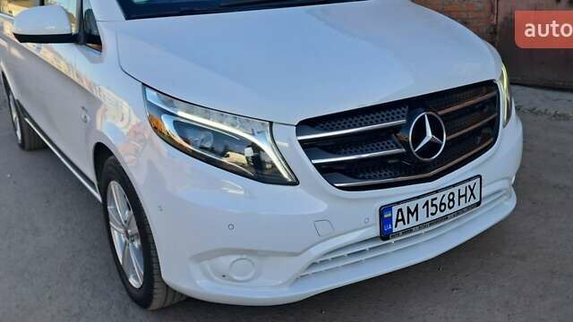 Білий Мерседес Віто, об'ємом двигуна 2 л та пробігом 217 тис. км за 32500 $, фото 24 на Automoto.ua