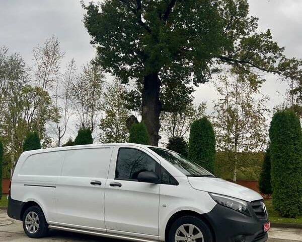 Белый Мерседес Вито, объемом двигателя 1.8 л и пробегом 199 тыс. км за 17500 $, фото 17 на Automoto.ua