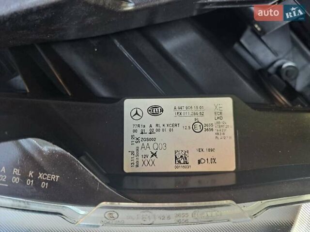 Белый Мерседес Вито, объемом двигателя 2 л и пробегом 225 тыс. км за 26999 $, фото 101 на Automoto.ua