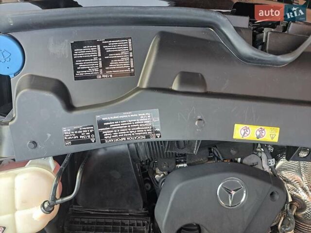 Белый Мерседес Вито, объемом двигателя 1.95 л и пробегом 260 тыс. км за 25999 $, фото 81 на Automoto.ua