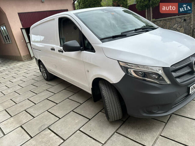 Белый Мерседес Вито, объемом двигателя 2 л и пробегом 220 тыс. км за 26958 $, фото 14 на Automoto.ua