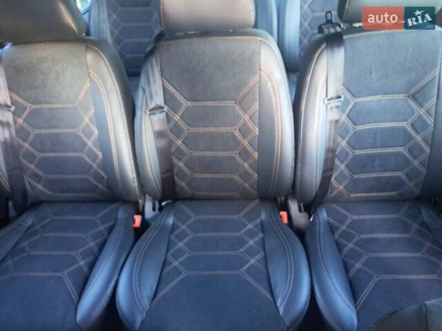 Белый Мерседес Вито, объемом двигателя 1.95 л и пробегом 260 тыс. км за 25999 $, фото 48 на Automoto.ua