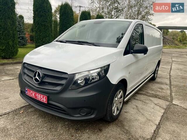Белый Мерседес Вито, объемом двигателя 1.8 л и пробегом 199 тыс. км за 17500 $, фото 24 на Automoto.ua