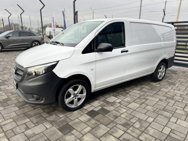 Белый Мерседес Вито, объемом двигателя 2 л и пробегом 186 тыс. км за 25500 $, фото 7 на Automoto.ua