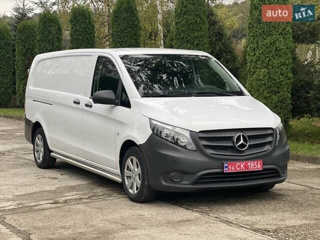 Белый Мерседес Вито, объемом двигателя 1.8 л и пробегом 199 тыс. км за 17500 $, фото 2 на Automoto.ua