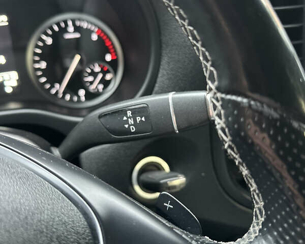 Белый Мерседес Вито, объемом двигателя 1.95 л и пробегом 257 тыс. км за 28800 $, фото 64 на Automoto.ua