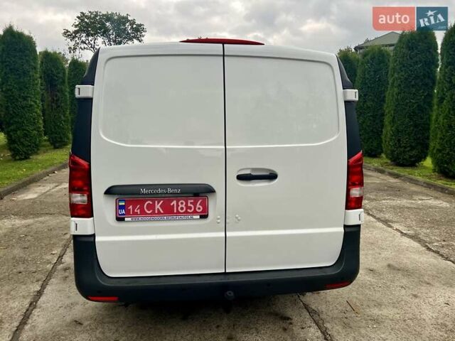 Белый Мерседес Вито, объемом двигателя 1.8 л и пробегом 199 тыс. км за 17500 $, фото 57 на Automoto.ua