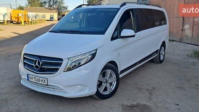 Белый Мерседес Вито, объемом двигателя 2 л и пробегом 220 тыс. км за 33500 $, фото 11 на Automoto.ua