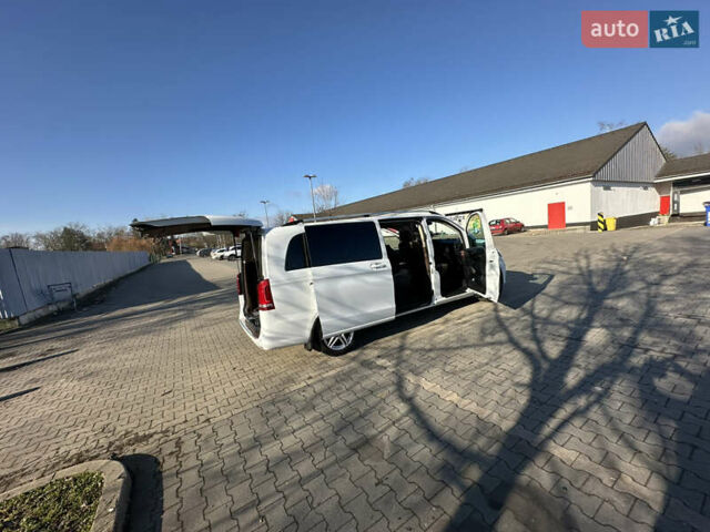 Белый Мерседес Вито, объемом двигателя 2 л и пробегом 160 тыс. км за 36200 $, фото 24 на Automoto.ua