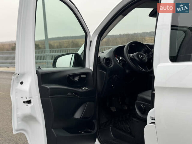 Белый Мерседес Вито, объемом двигателя 1.8 л и пробегом 223 тыс. км за 20900 $, фото 19 на Automoto.ua