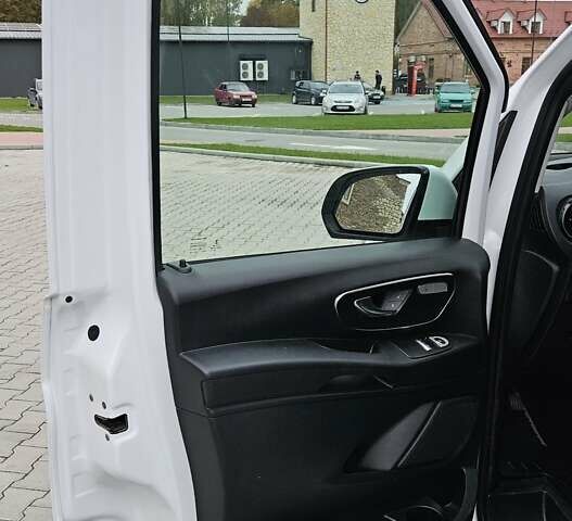 Білий Мерседес Віто, об'ємом двигуна 2 л та пробігом 154 тис. км за 22999 $, фото 37 на Automoto.ua