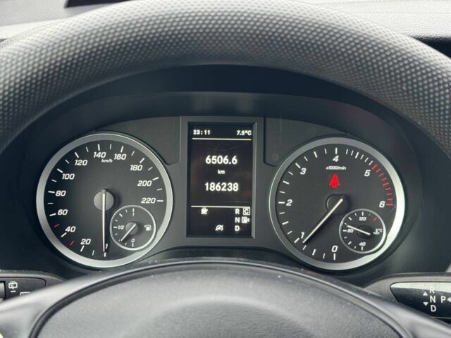 Белый Мерседес Вито, объемом двигателя 2 л и пробегом 186 тыс. км за 25500 $, фото 17 на Automoto.ua