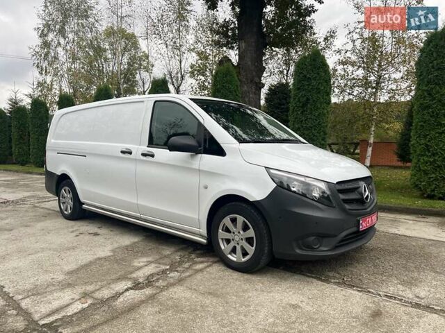 Белый Мерседес Вито, объемом двигателя 1.8 л и пробегом 199 тыс. км за 17500 $, фото 58 на Automoto.ua