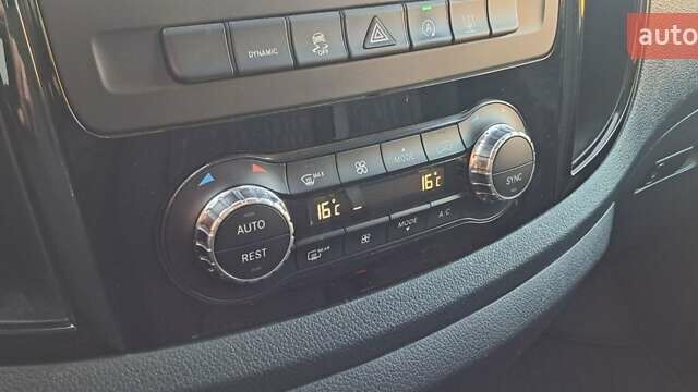 Белый Мерседес Вито, объемом двигателя 2 л и пробегом 220 тыс. км за 33500 $, фото 53 на Automoto.ua