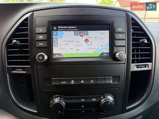 Белый Мерседес Вито, объемом двигателя 2.2 л и пробегом 177 тыс. км за 27200 $, фото 47 на Automoto.ua