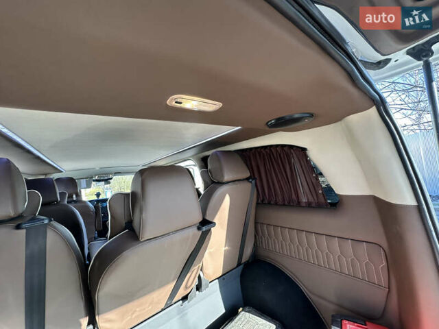 Белый Мерседес Вито, объемом двигателя 2 л и пробегом 160 тыс. км за 36200 $, фото 16 на Automoto.ua