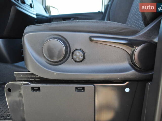 Білий Мерседес Віто, об'ємом двигуна 2 л та пробігом 200 тис. км за 27500 $, фото 50 на Automoto.ua