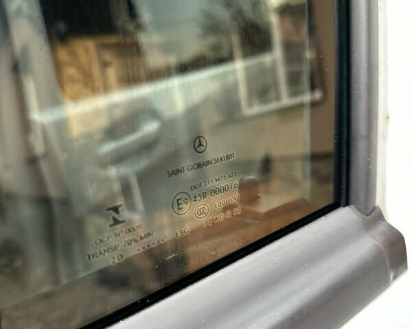 Белый Мерседес Вито, объемом двигателя 1.95 л и пробегом 257 тыс. км за 28800 $, фото 20 на Automoto.ua