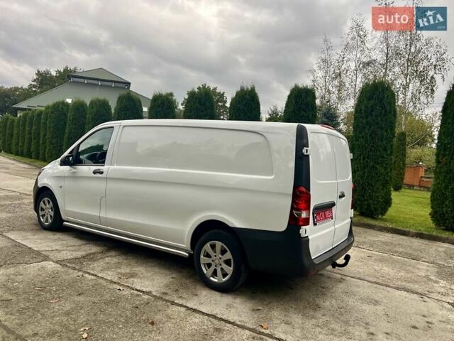Белый Мерседес Вито, объемом двигателя 1.8 л и пробегом 199 тыс. км за 17500 $, фото 73 на Automoto.ua