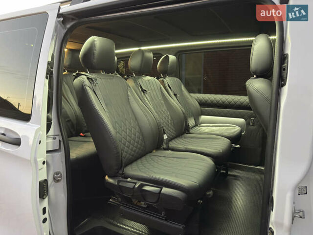 Білий Мерседес Віто, об'ємом двигуна 2.2 л та пробігом 178 тис. км за 27200 $, фото 51 на Automoto.ua