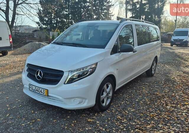 Белый Мерседес Вито, объемом двигателя 1.95 л и пробегом 203 тыс. км за 32000 $, фото 5 на Automoto.ua