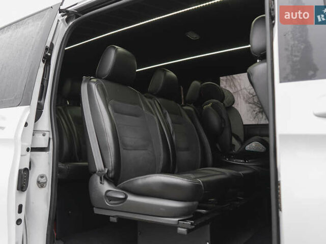 Белый Мерседес Вито, объемом двигателя 1.95 л и пробегом 329 тыс. км за 19700 $, фото 11 на Automoto.ua
