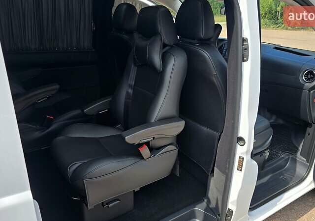 Белый Мерседес Вито, объемом двигателя 2 л и пробегом 194 тыс. км за 25700 $, фото 16 на Automoto.ua