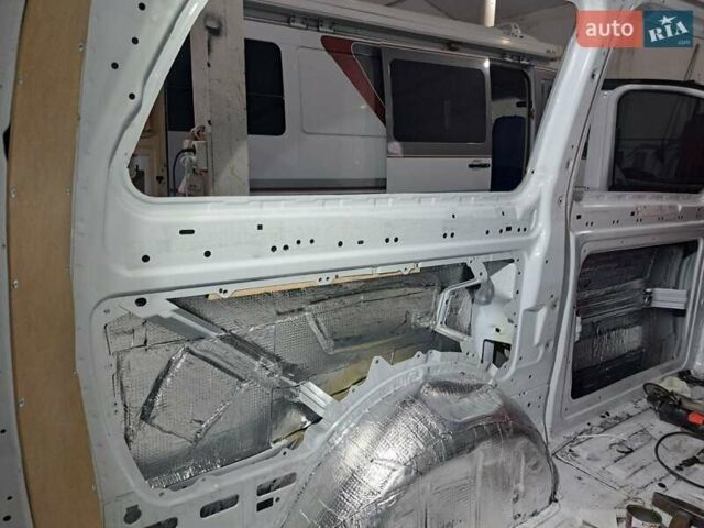 Мерседес Вито 2021 в Черновцах на Automoto.ua Белый Мерседес Вито, объемом двигателя 1.95 л и пробегом 287 тыс. км за 26900 $, фото 93 на Automoto.ua