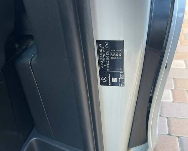 Мерседес Вито 2021 в Черновцах на Automoto.ua Белый Мерседес Вито, объемом двигателя 1.95 л и пробегом 287 тыс. км за 26900 $, фото 25 на Automoto.ua