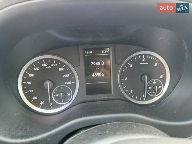 Белый Мерседес Вито, объемом двигателя 1.75 л и пробегом 46 тыс. км за 21250 $, фото 20 на Automoto.ua