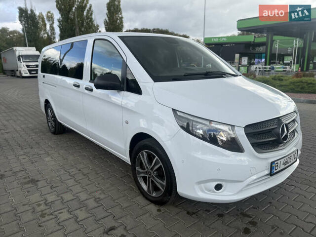 Білий Мерседес Віто, об'ємом двигуна 2 л та пробігом 102 тис. км за 34999 $, фото 1 на Automoto.ua