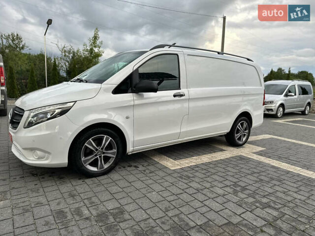 Белый Мерседес Вито, объемом двигателя 2.1 л и пробегом 265 тыс. км за 27500 $, фото 1 на Automoto.ua