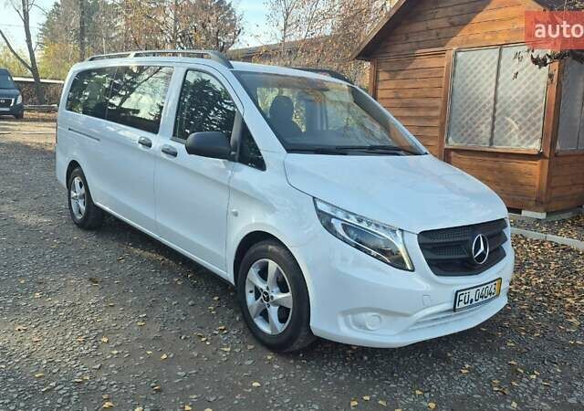 Белый Мерседес Вито, объемом двигателя 1.95 л и пробегом 203 тыс. км за 32000 $, фото 3 на Automoto.ua