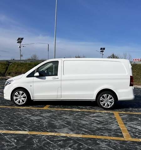 Белый Мерседес Вито, объемом двигателя 2 л и пробегом 258 тыс. км за 22500 $, фото 9 на Automoto.ua