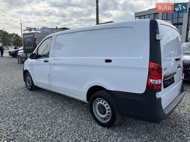 Белый Мерседес Вито, объемом двигателя 1.75 л и пробегом 46 тыс. км за 21250 $, фото 7 на Automoto.ua