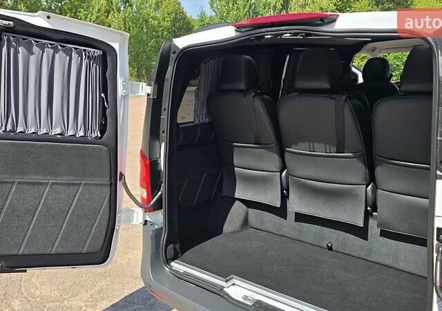 Белый Мерседес Вито, объемом двигателя 2 л и пробегом 194 тыс. км за 25700 $, фото 21 на Automoto.ua