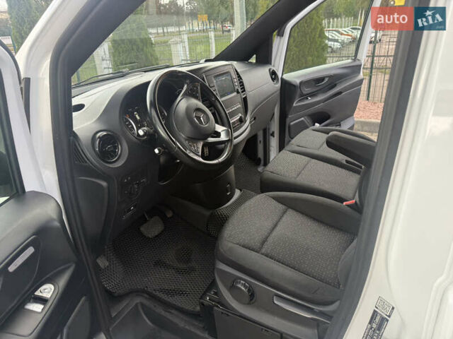 Білий Мерседес Віто, об'ємом двигуна 2 л та пробігом 102 тис. км за 34999 $, фото 12 на Automoto.ua