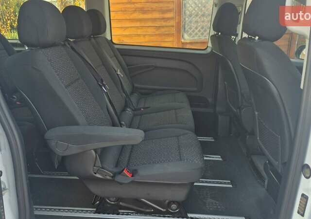 Белый Мерседес Вито, объемом двигателя 1.95 л и пробегом 203 тыс. км за 32500 $, фото 33 на Automoto.ua