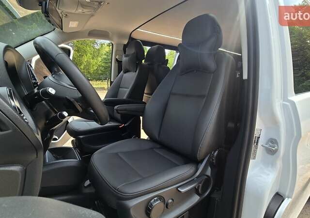 Белый Мерседес Вито, объемом двигателя 2 л и пробегом 194 тыс. км за 25700 $, фото 11 на Automoto.ua