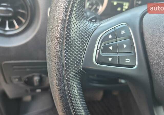 Белый Мерседес Вито, объемом двигателя 1.95 л и пробегом 203 тыс. км за 32500 $, фото 19 на Automoto.ua