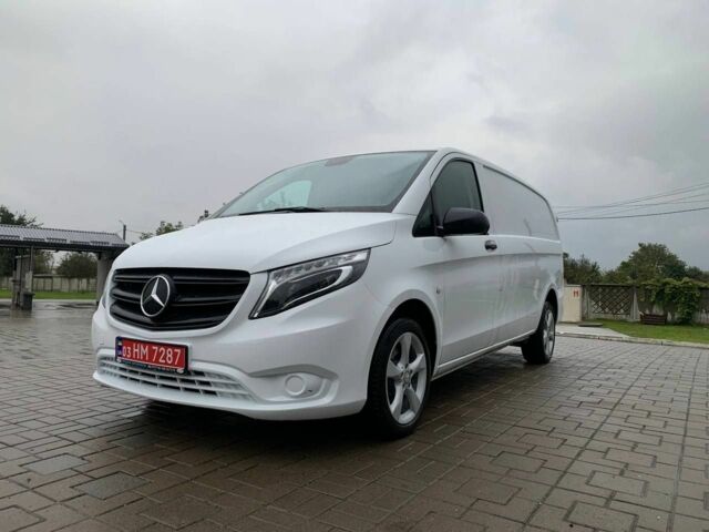 Белый Мерседес Вито, объемом двигателя 2 л и пробегом 227 тыс. км за 23000 $, фото 7 на Automoto.ua